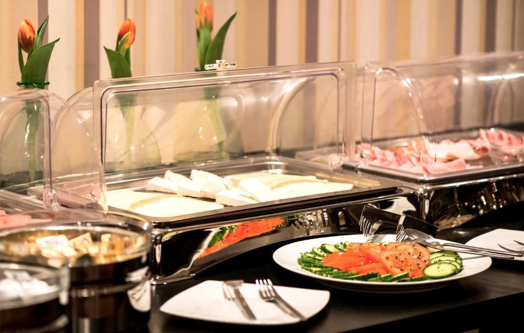 Hotel Flaemischer Hof Киль Экстерьер фото